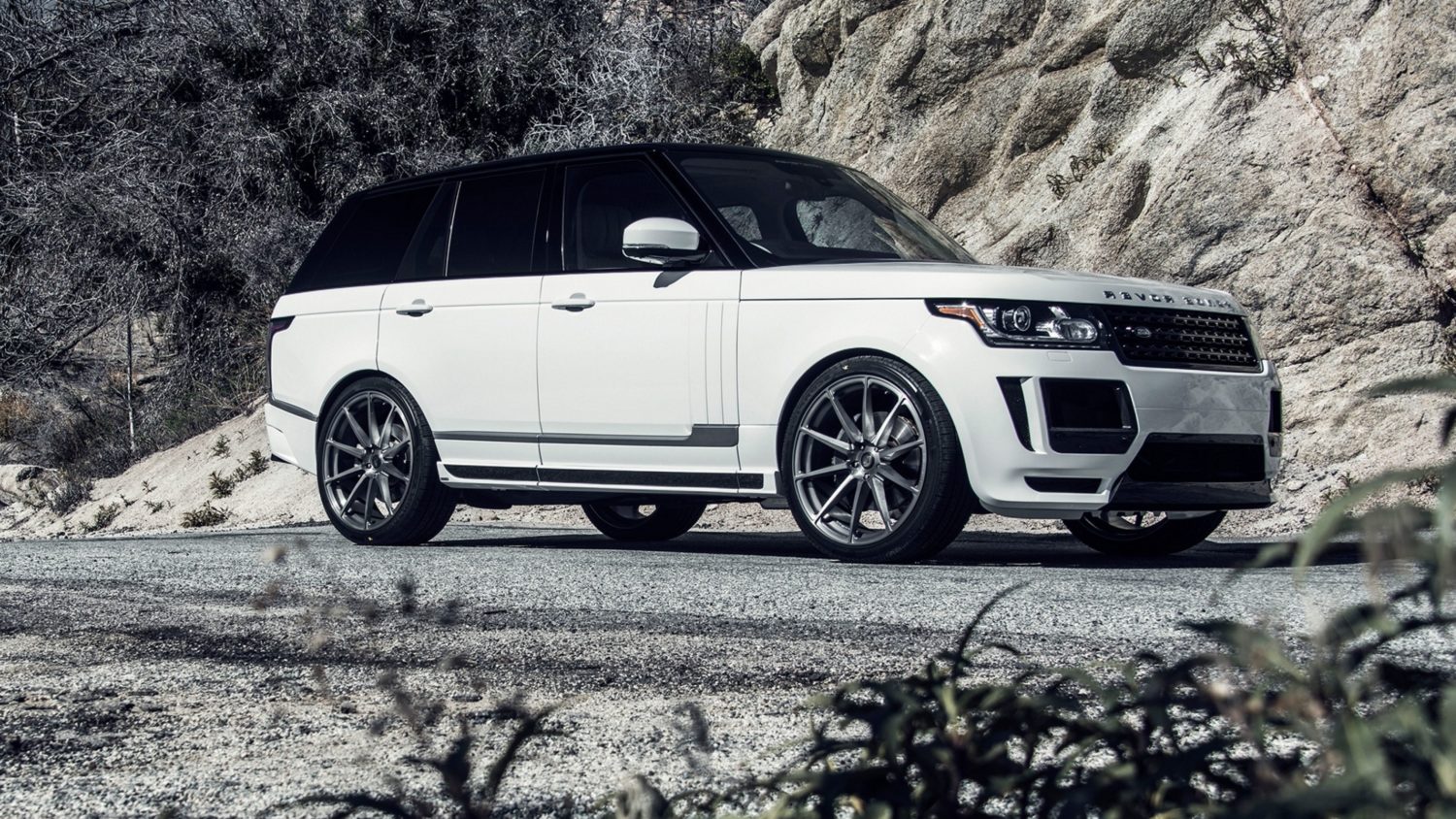 wp2448157-range-rover-vogue-wallpapers